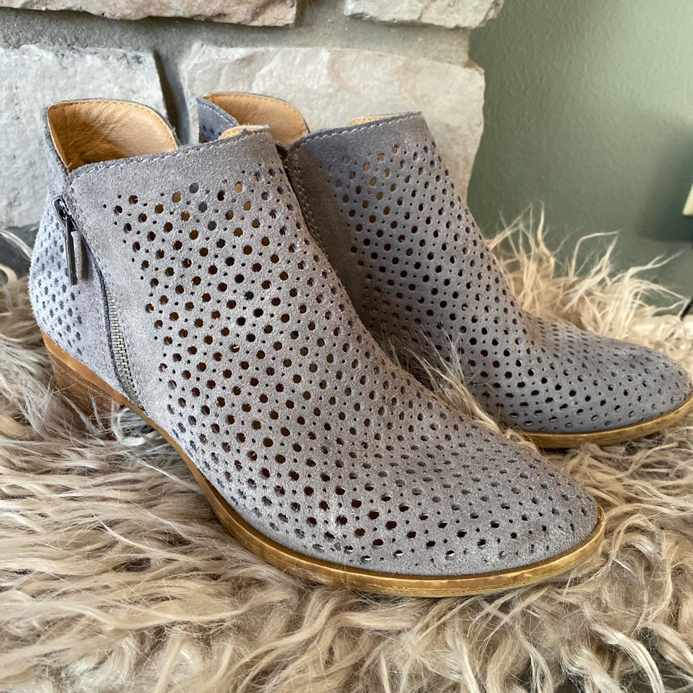 Lucky 🍀 Brand grey booties.  Size 9